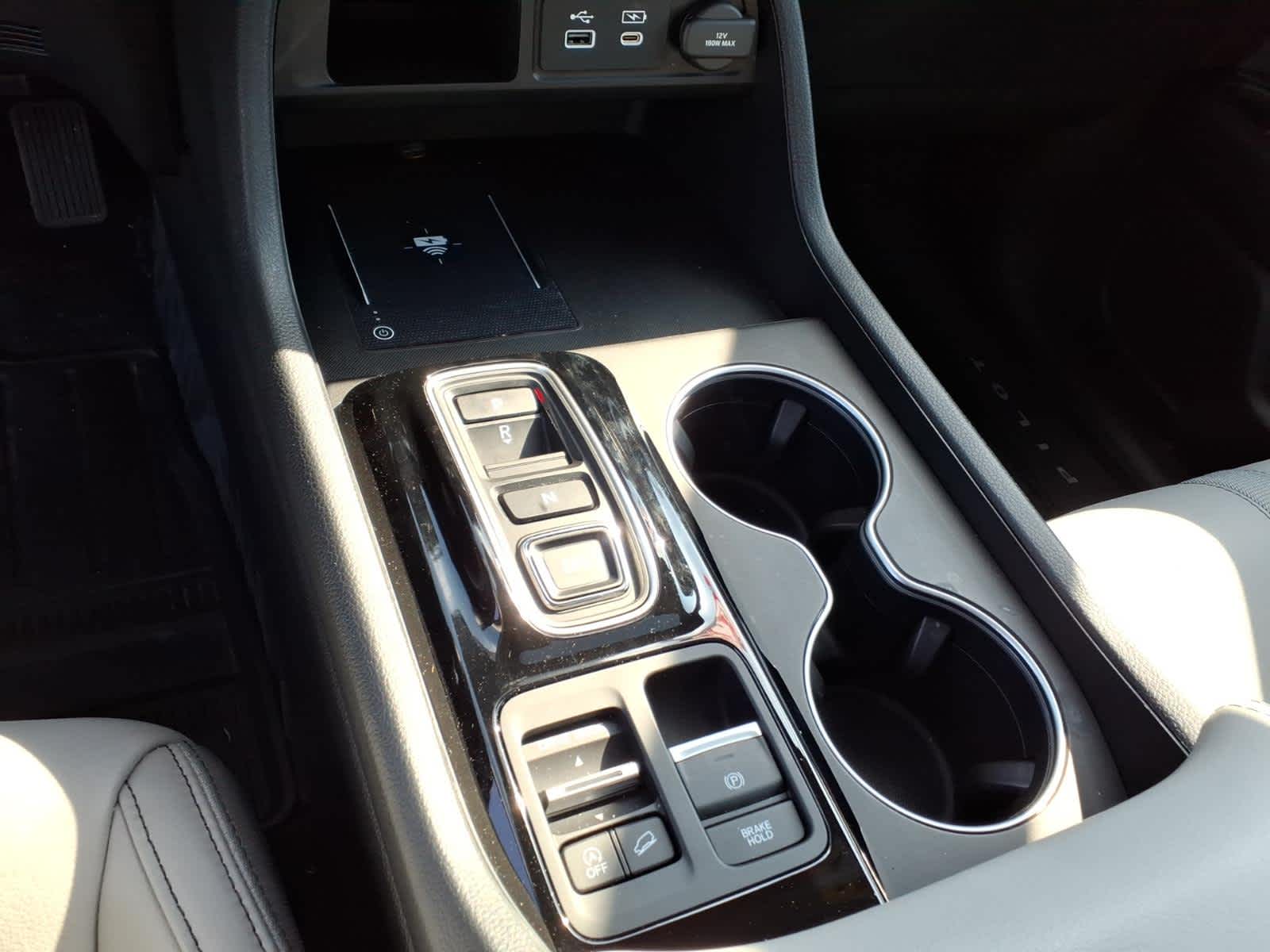 2025 Honda Pilot Touring AWD