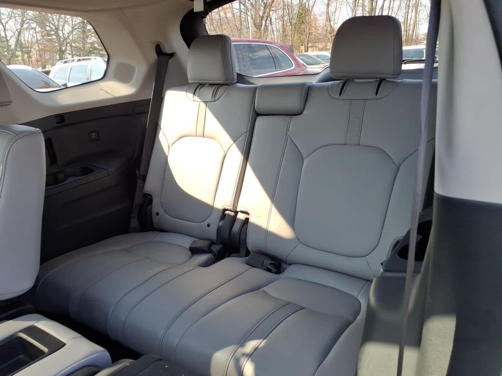 2025 Honda Pilot Touring AWD