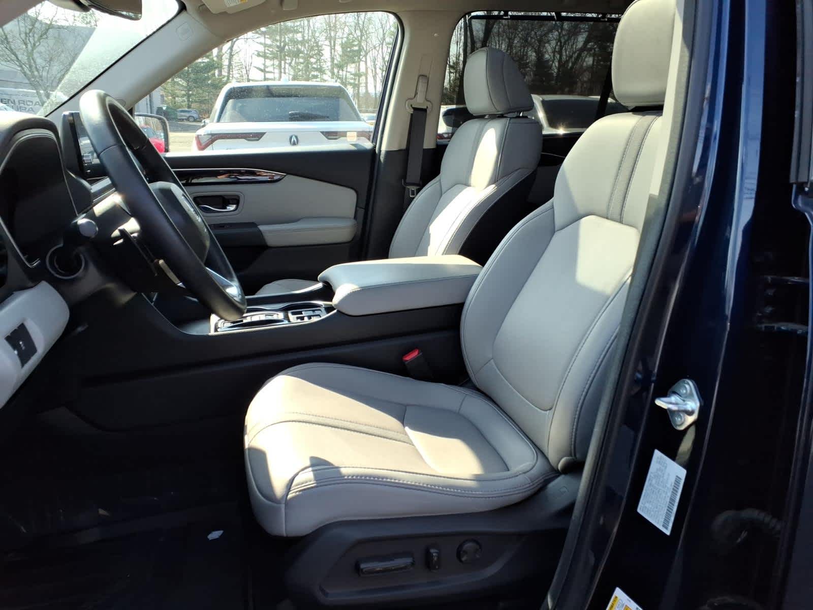 2025 Honda Pilot Touring AWD