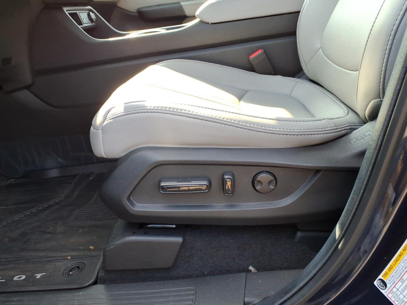 2025 Honda Pilot Touring AWD