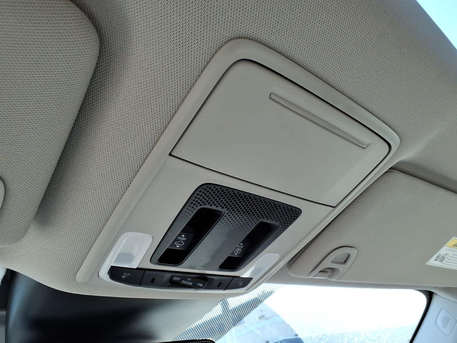 2025 Honda Pilot Touring AWD