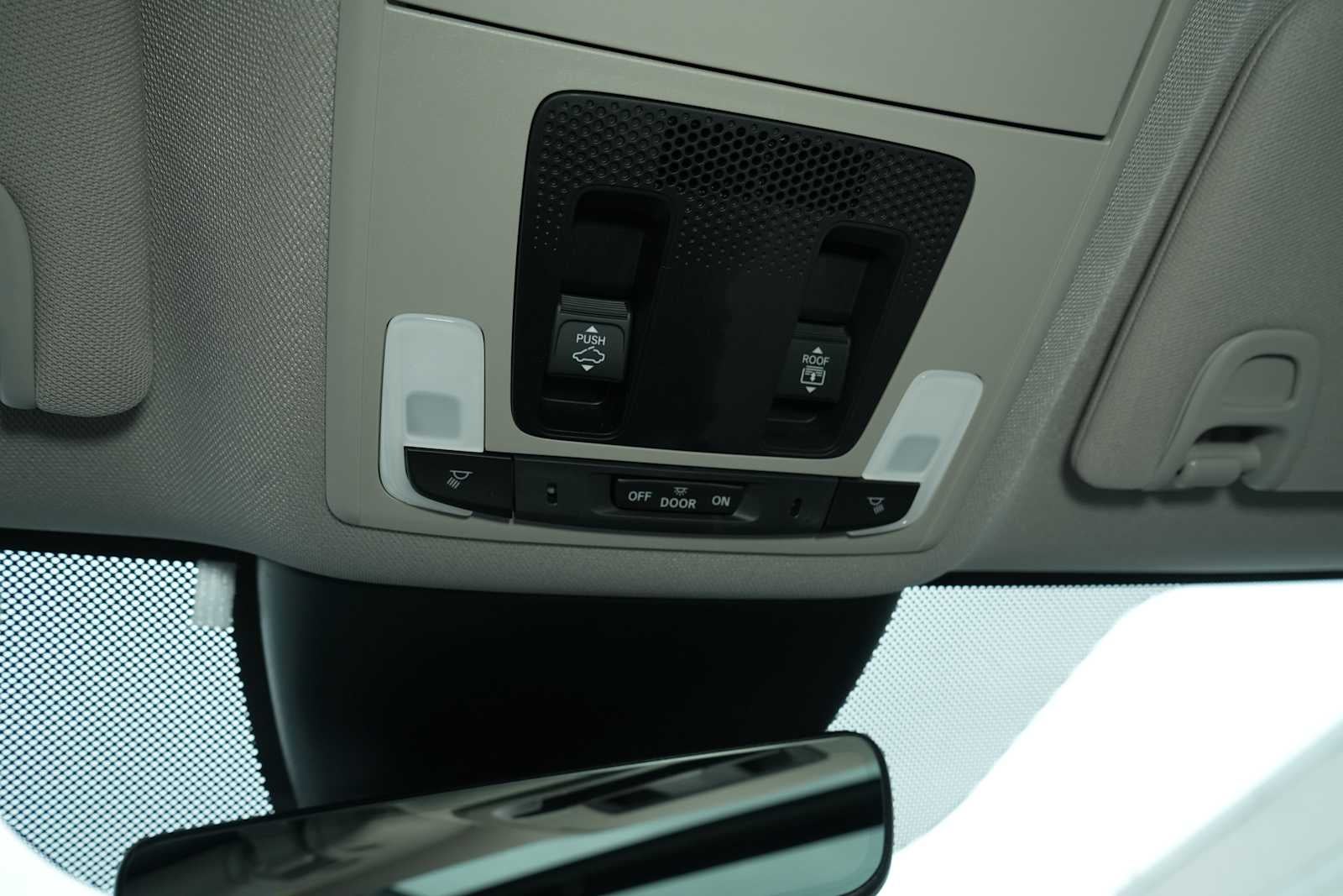 2025 Honda Pilot Touring AWD