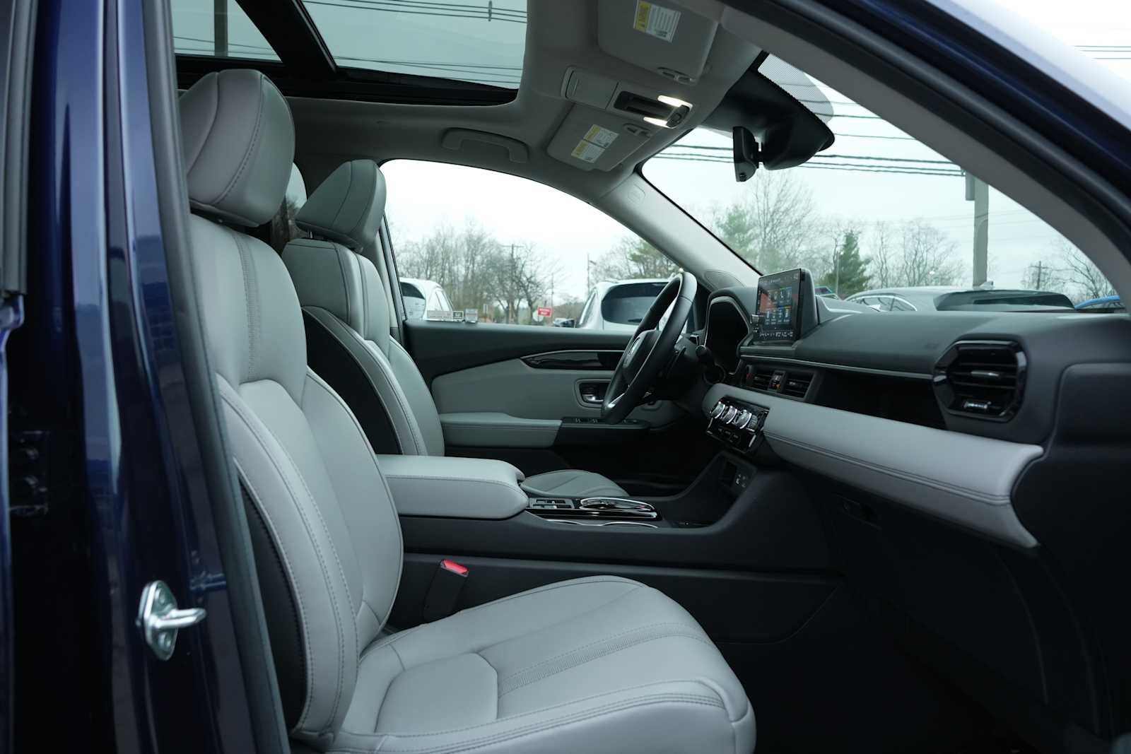 2025 Honda Pilot Touring AWD