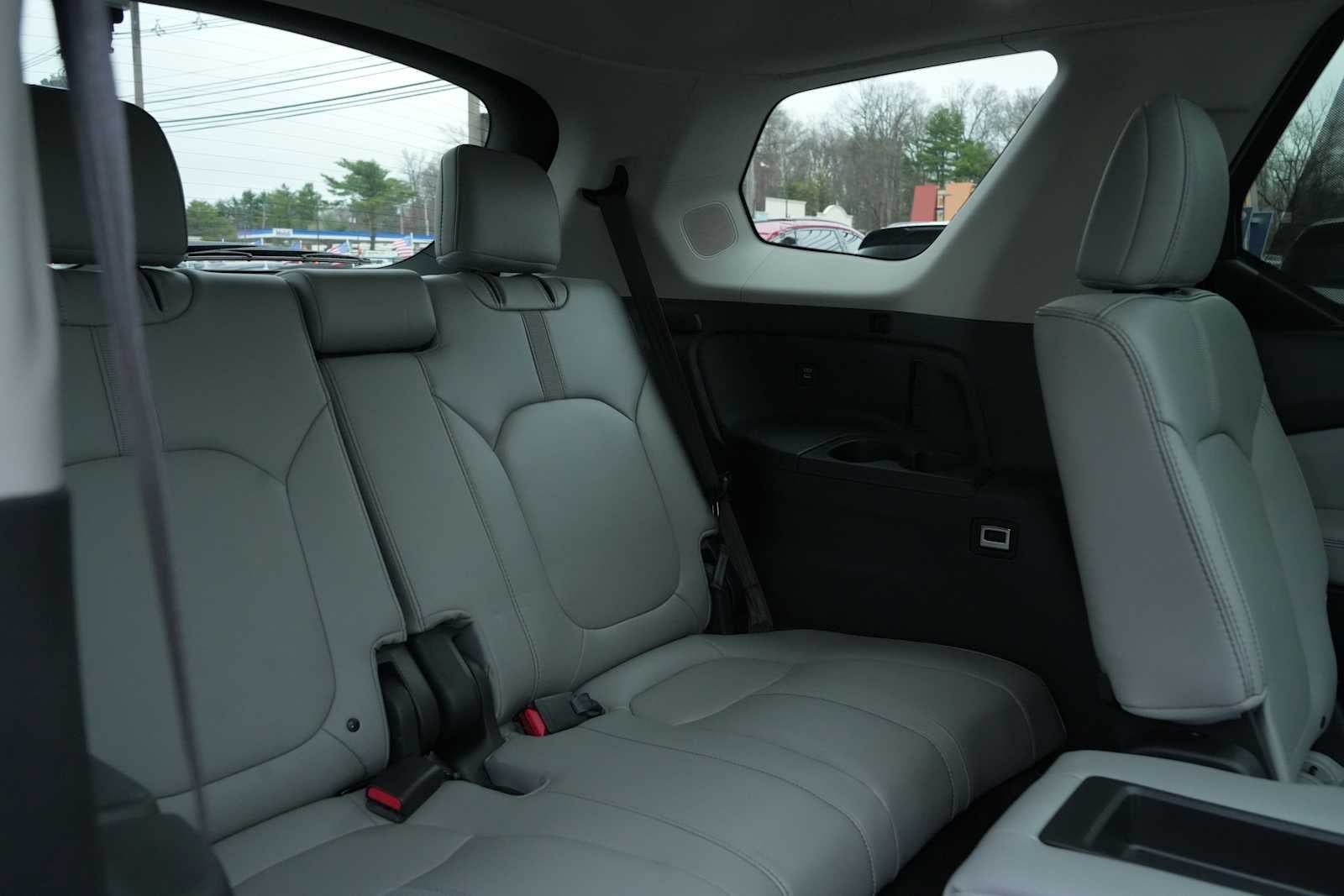 2025 Honda Pilot Touring AWD