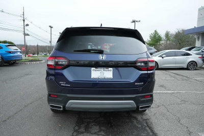 2025 Honda Pilot Touring AWD