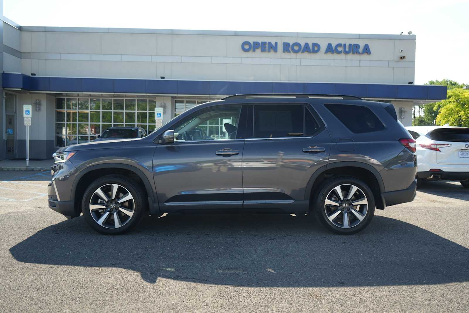 2023 Honda Pilot Elite AWD