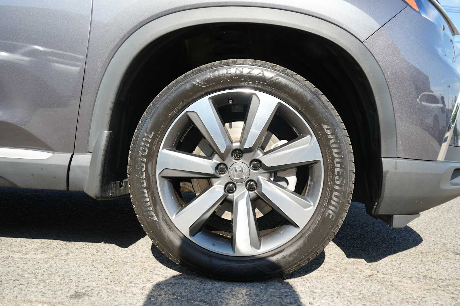 2023 Honda Pilot Elite AWD