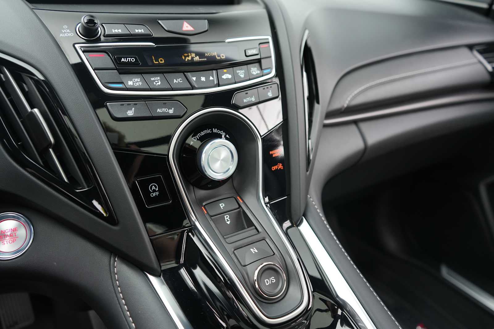 2025 Acura RDX SH-AWD