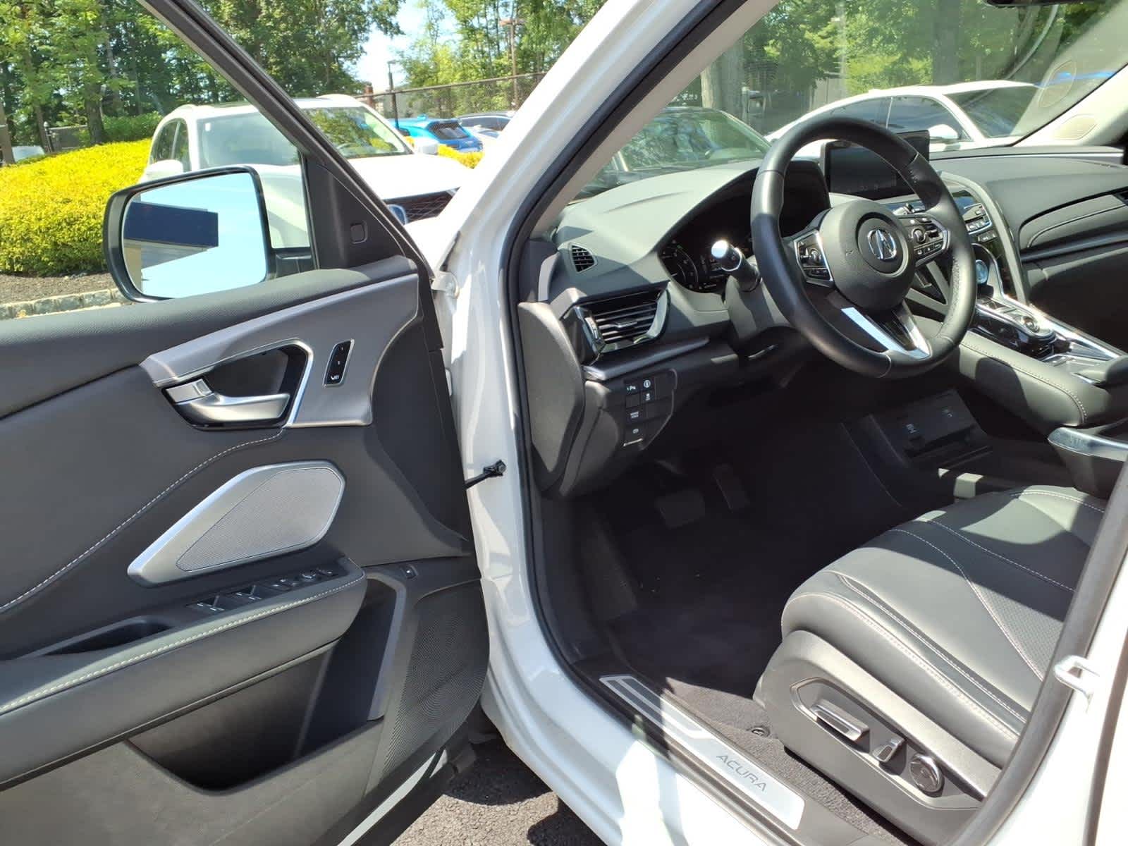 2025 Acura RDX SH-AWD w/Technology Package