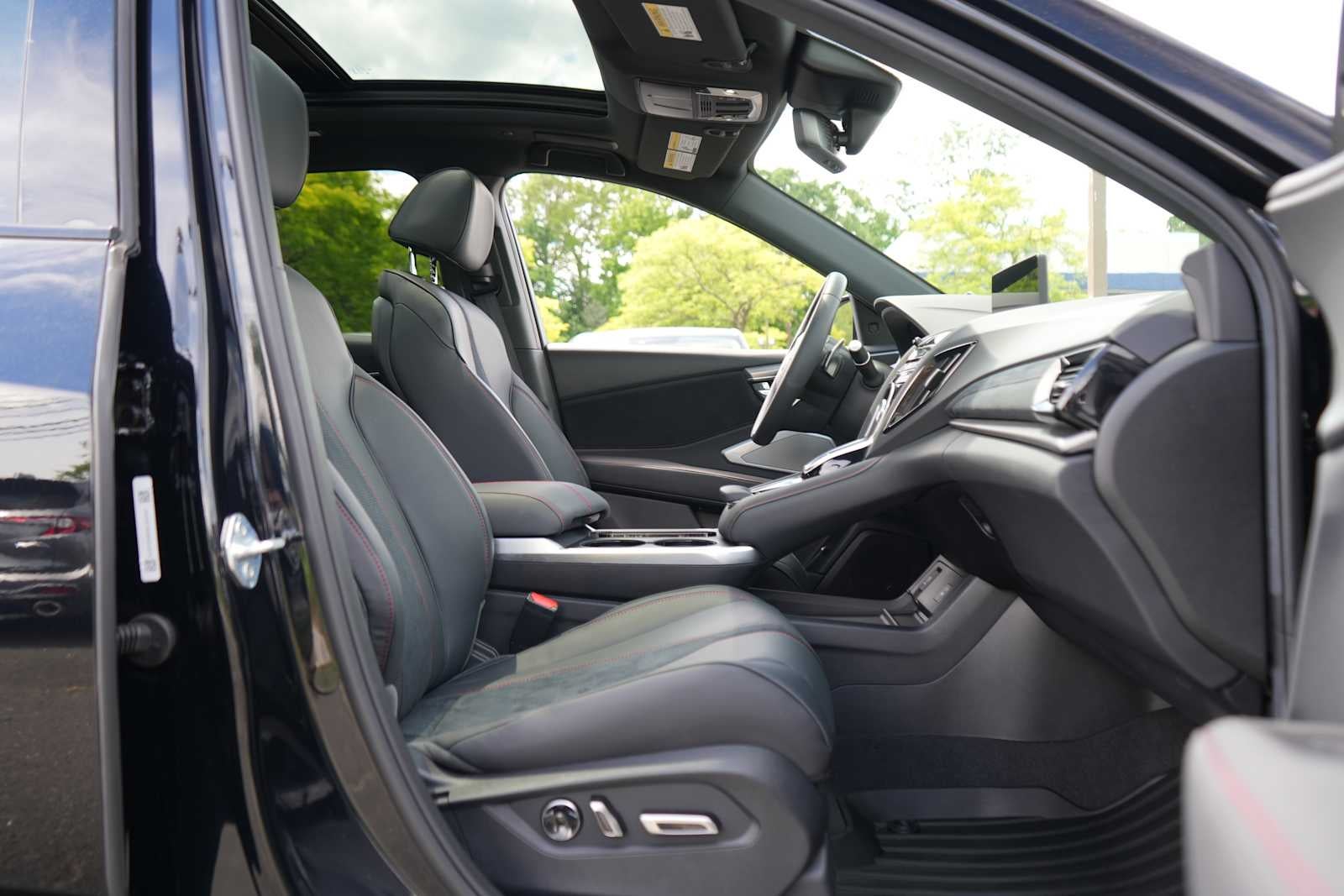 2025 Acura RDX SH-AWD w/A-Spec Package