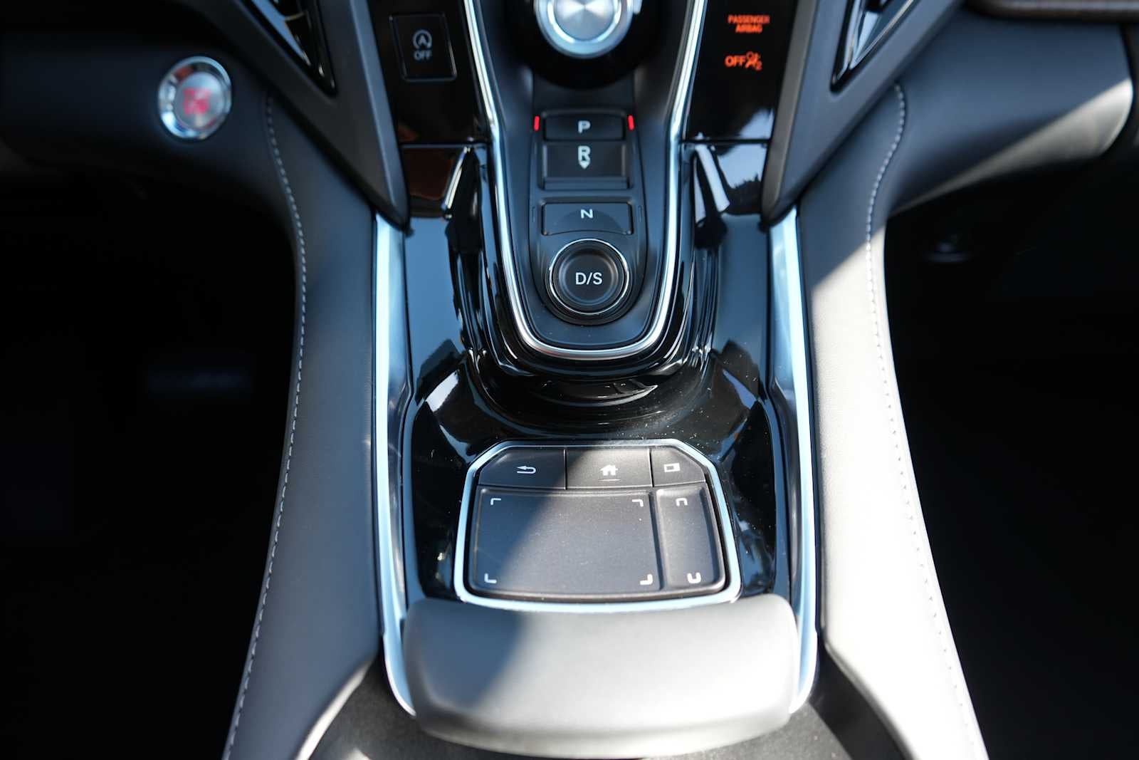 2024 Acura RDX SH-AWD w/Advance Package