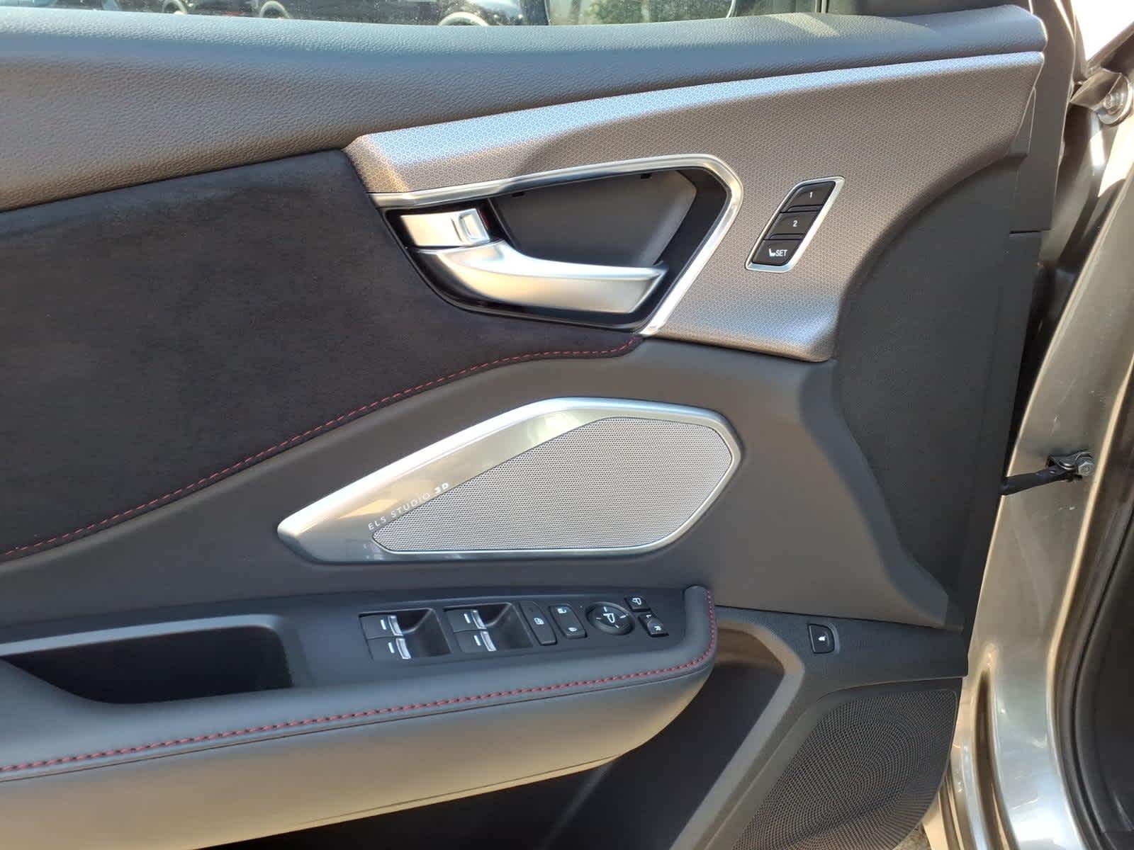 2023 Acura RDX SH-AWD w/A-Spec Advance Package