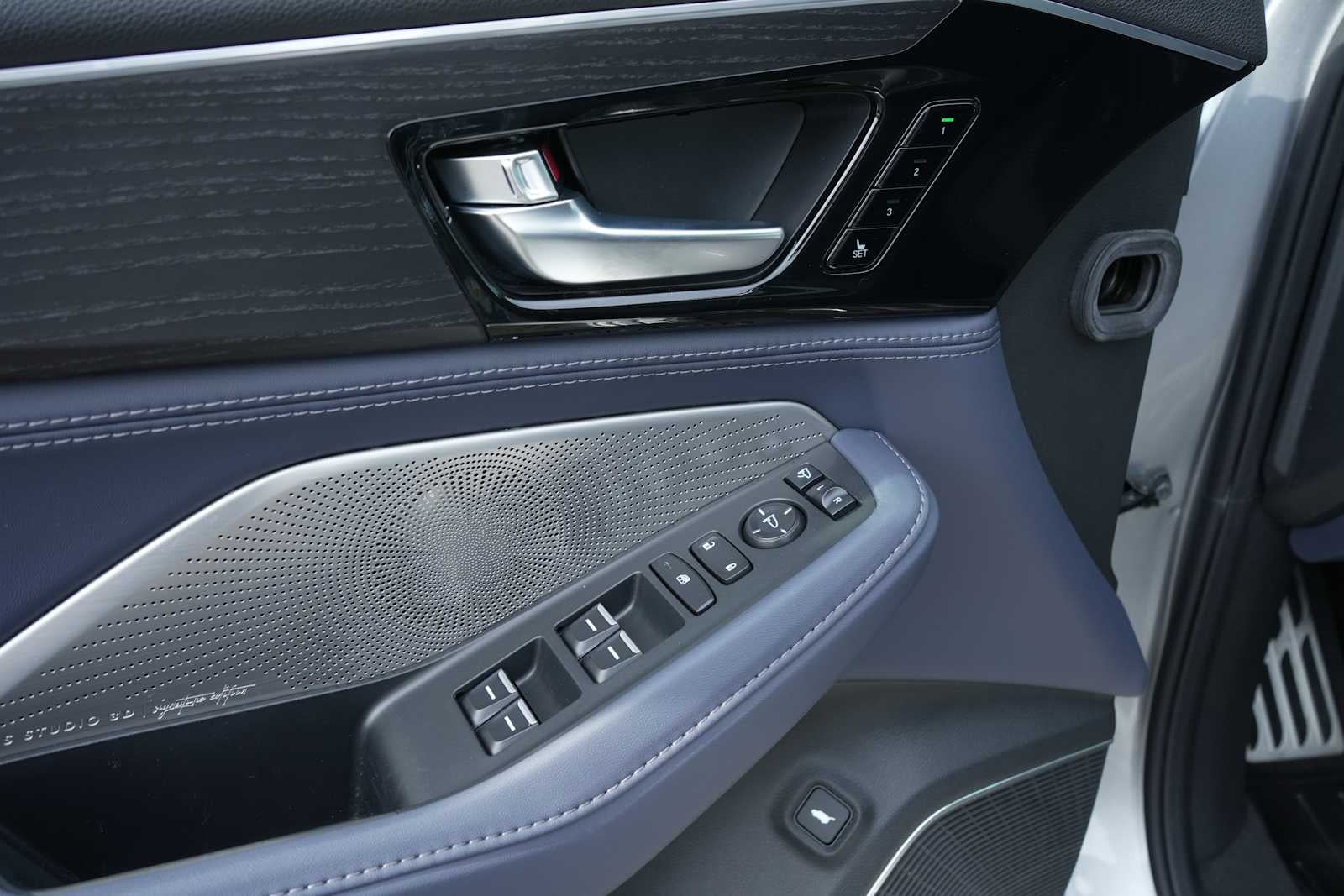 2023 Acura MDX Type S SH-AWD w/Advance Package