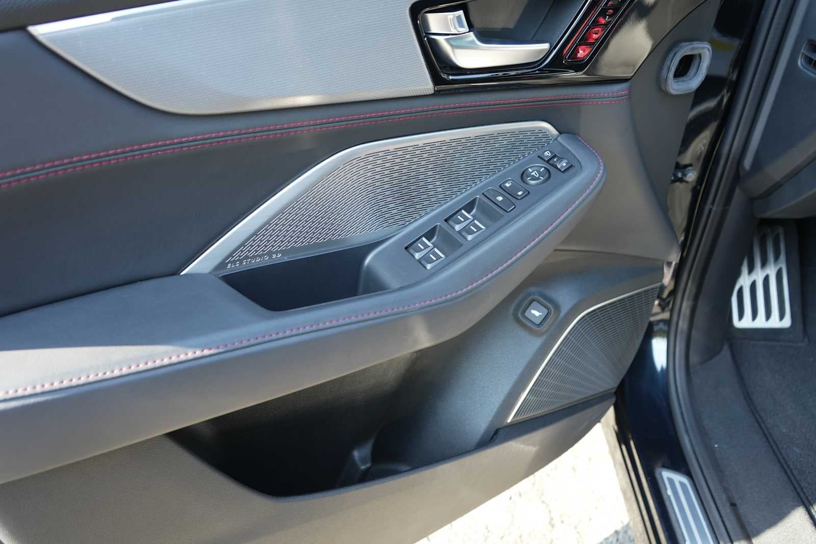 2024 Acura MDX SH-AWD w/A-Spec Package
