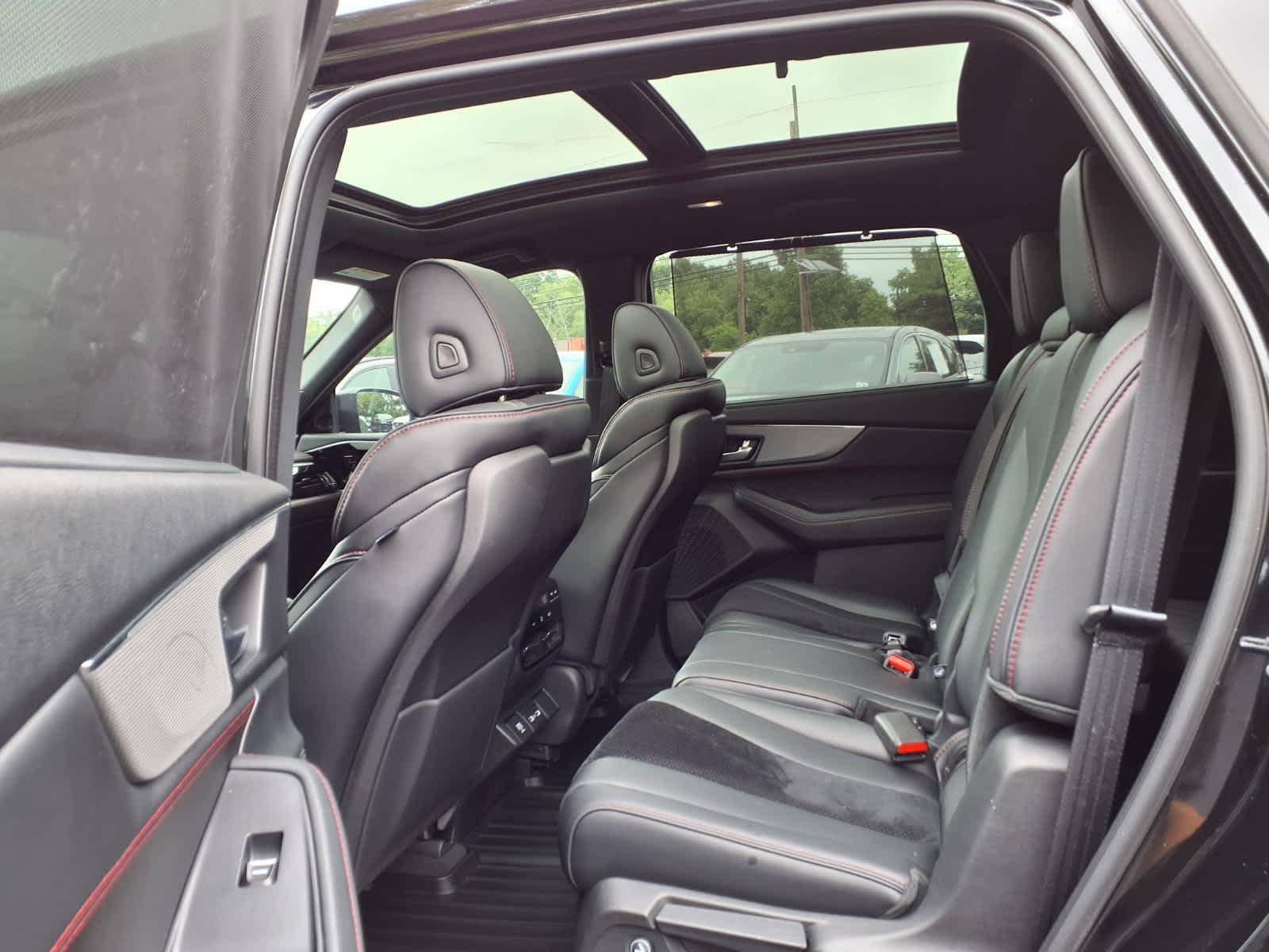 2024 Acura MDX SH-AWD w/A-Spec Package