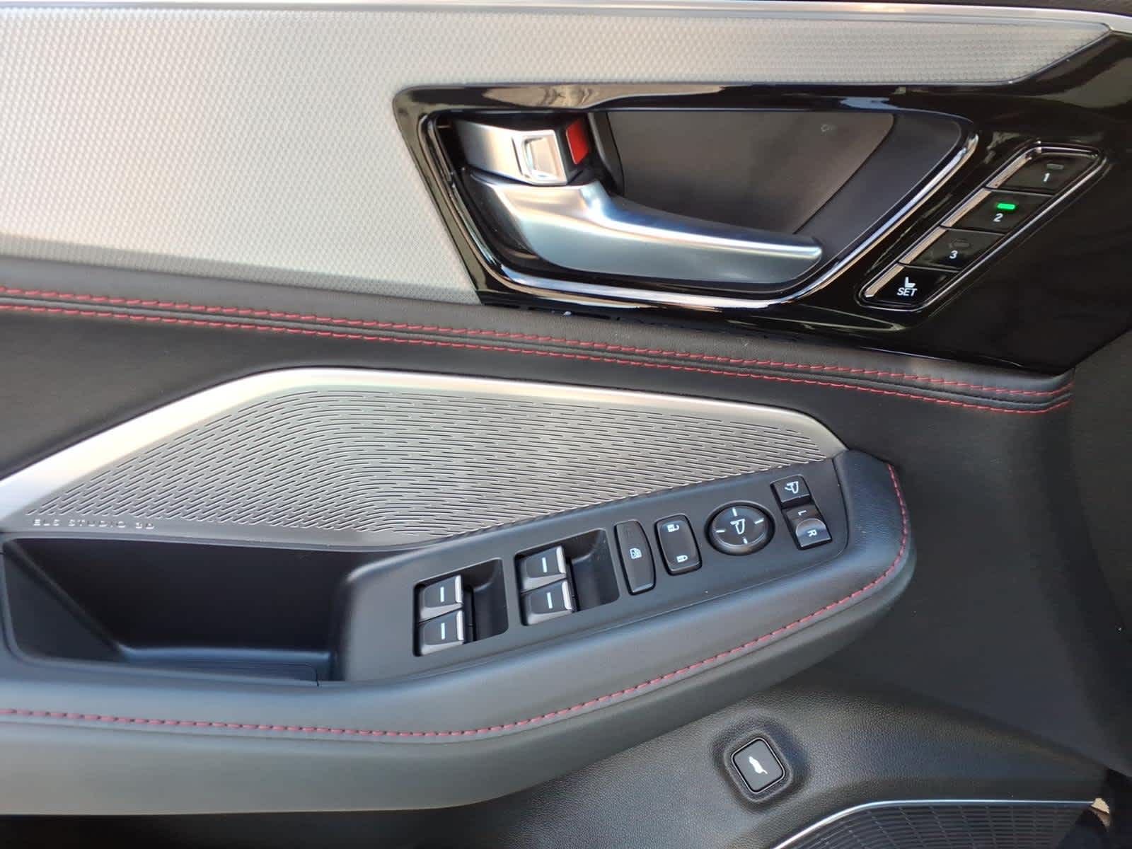 2023 Acura MDX SH-AWD w/A-Spec Package