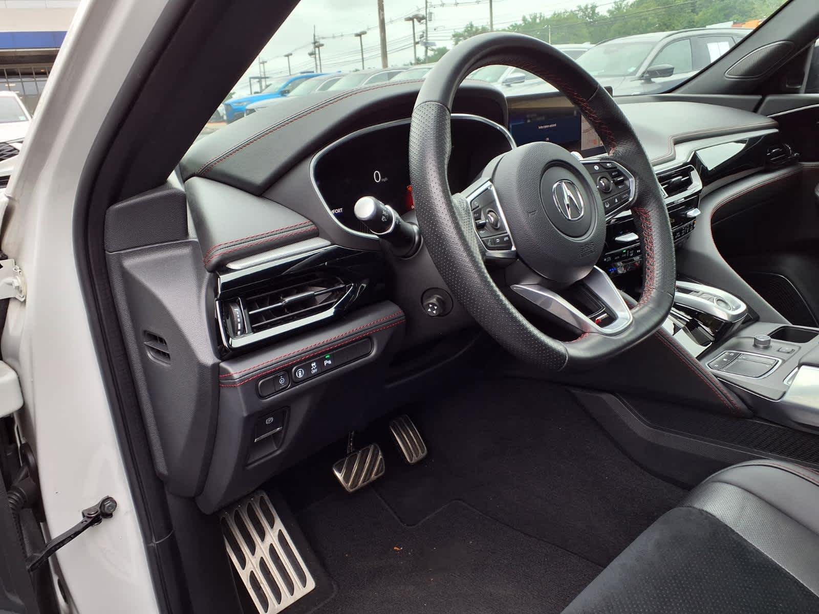 2023 Acura MDX SH-AWD w/A-Spec Package