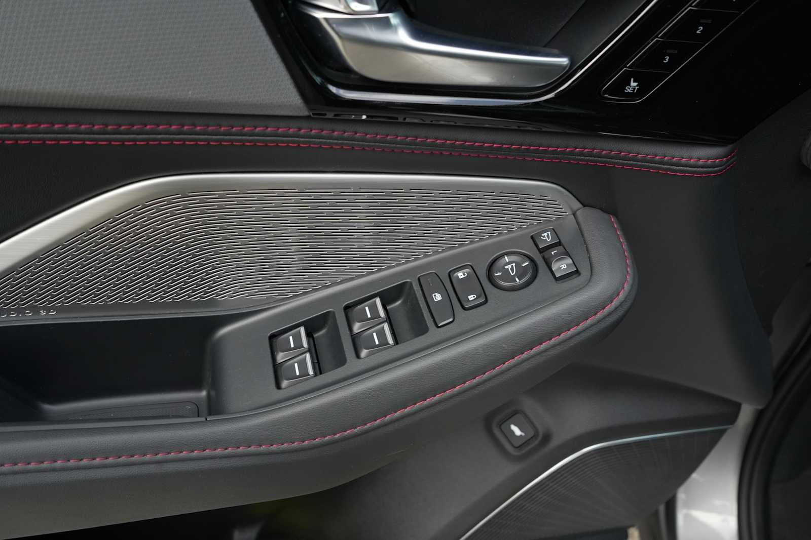 2024 Acura MDX SH-AWD w/A-Spec Package