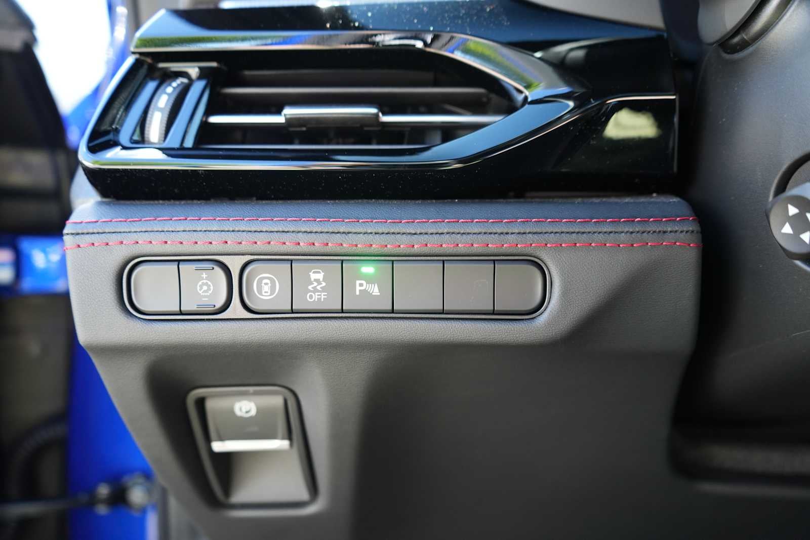 2025 Acura MDX SH-AWD w/A-Spec Package