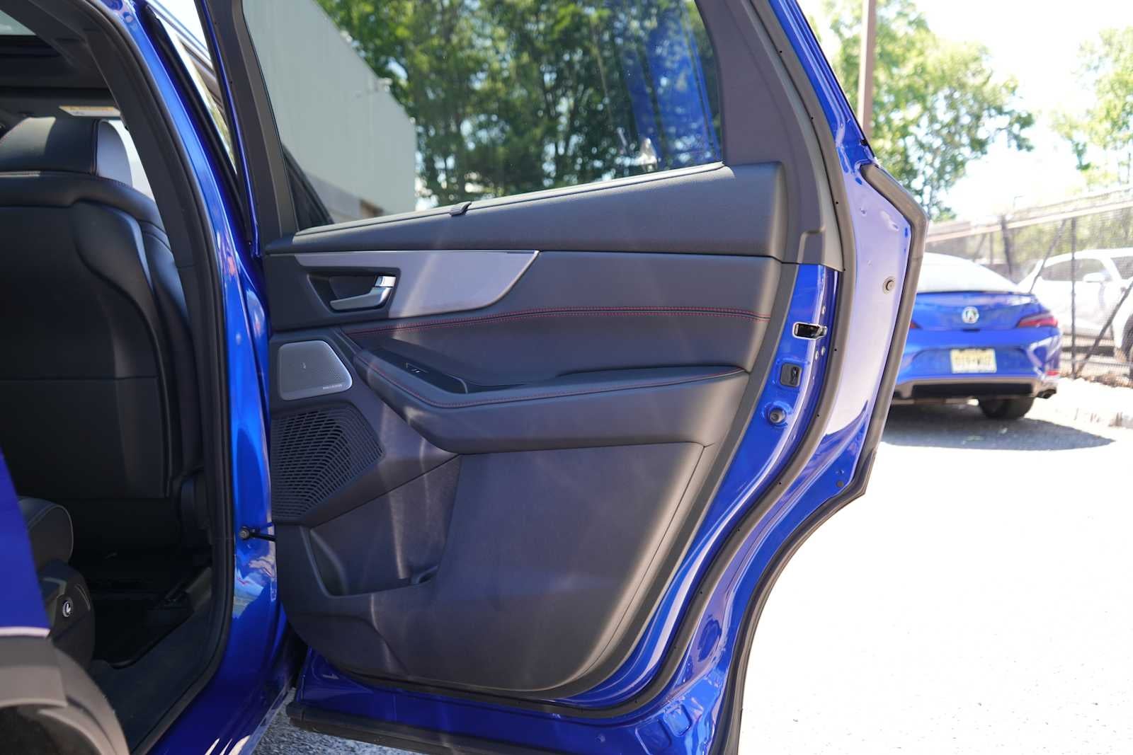 2025 Acura MDX SH-AWD w/A-Spec Package