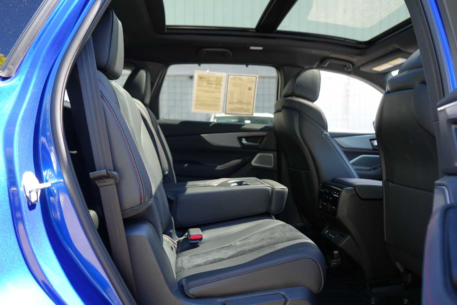 2025 Acura MDX SH-AWD w/A-Spec Package