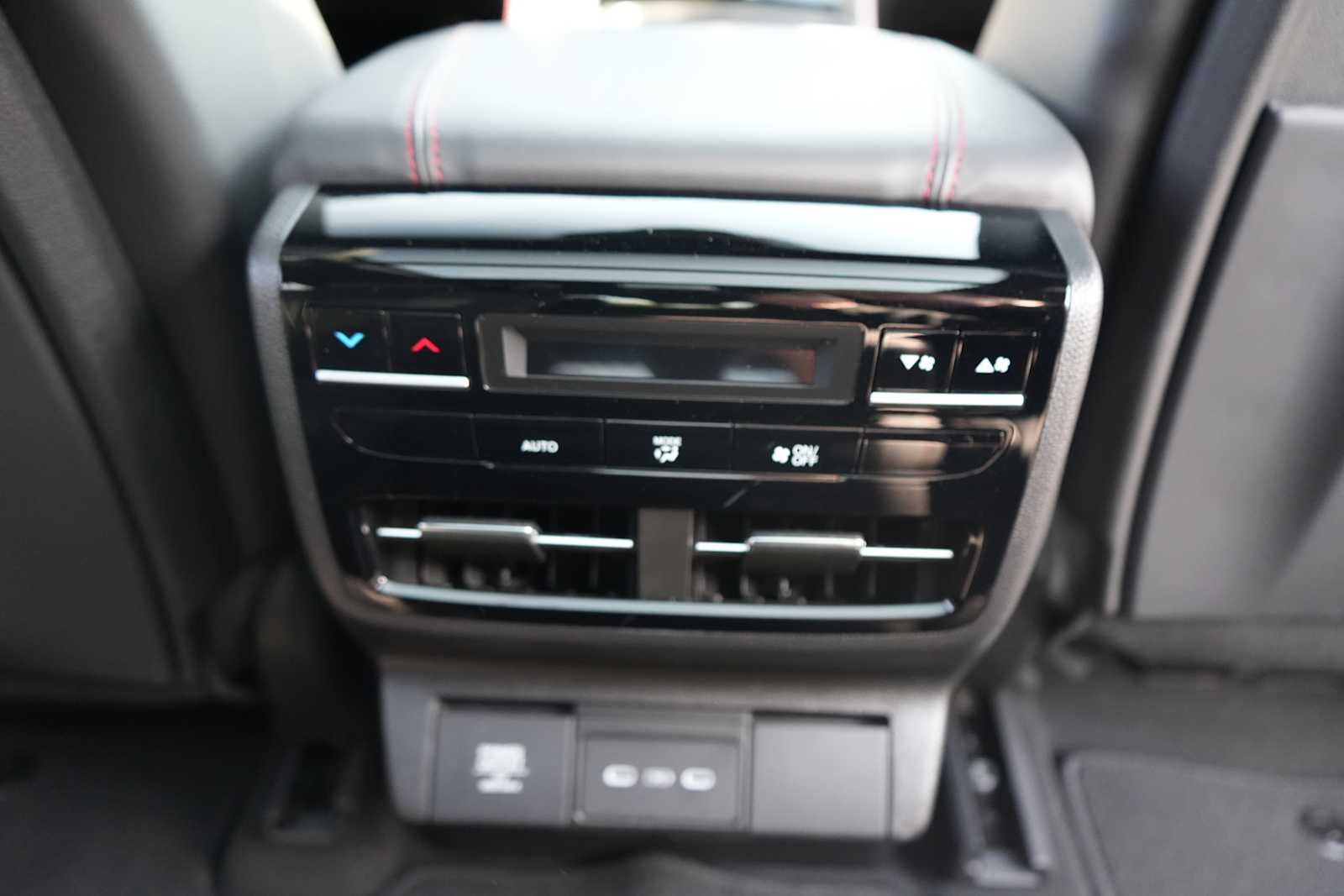 2025 Acura MDX SH-AWD w/A-Spec Package