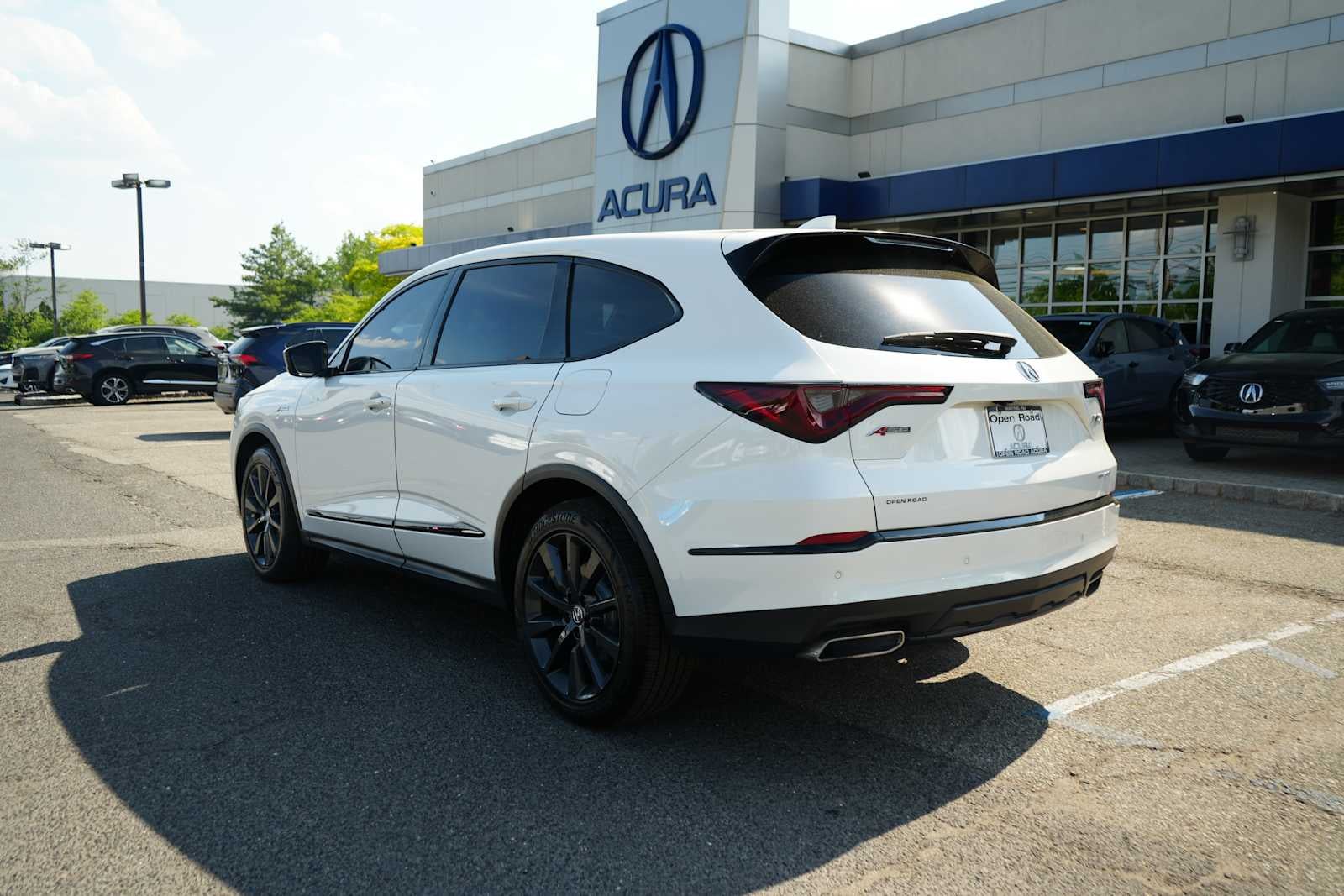 2025 Acura MDX SH-AWD w/A-Spec Package