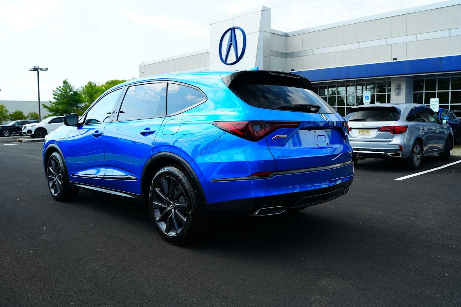 2026 Acura MDX SH-AWD w/A-Spec Package
