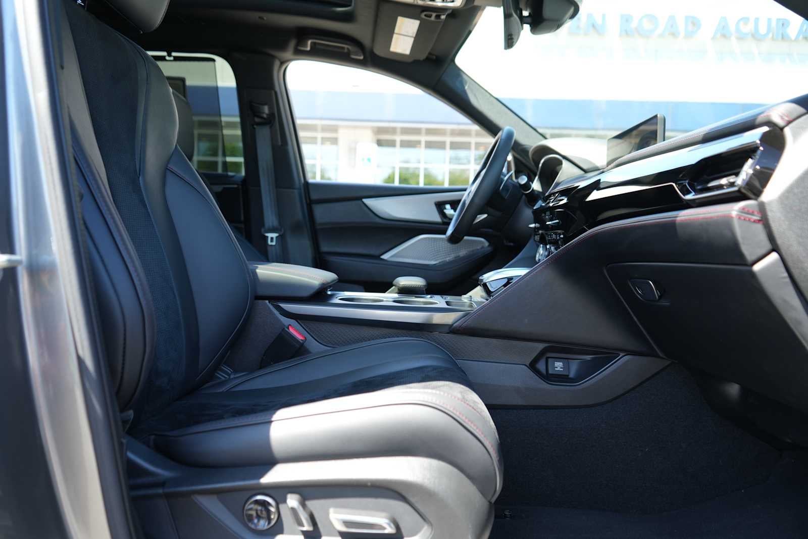 2023 Acura MDX SH-AWD w/A-Spec Package