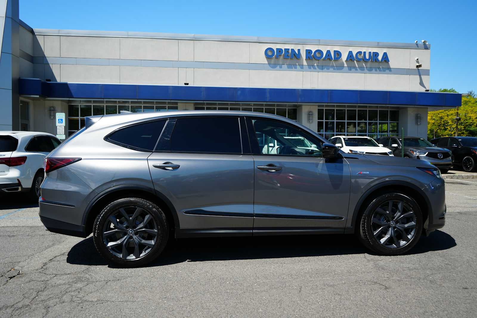 2023 Acura MDX SH-AWD w/A-Spec Package