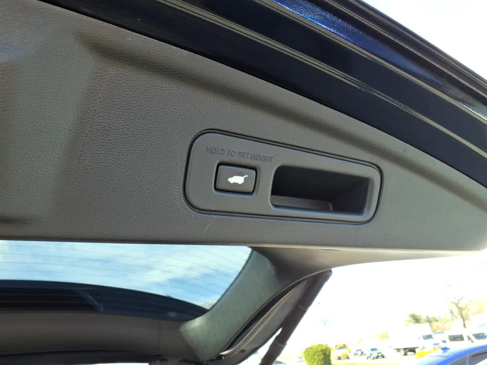 2023 Acura MDX SH-AWD w/A-Spec Package