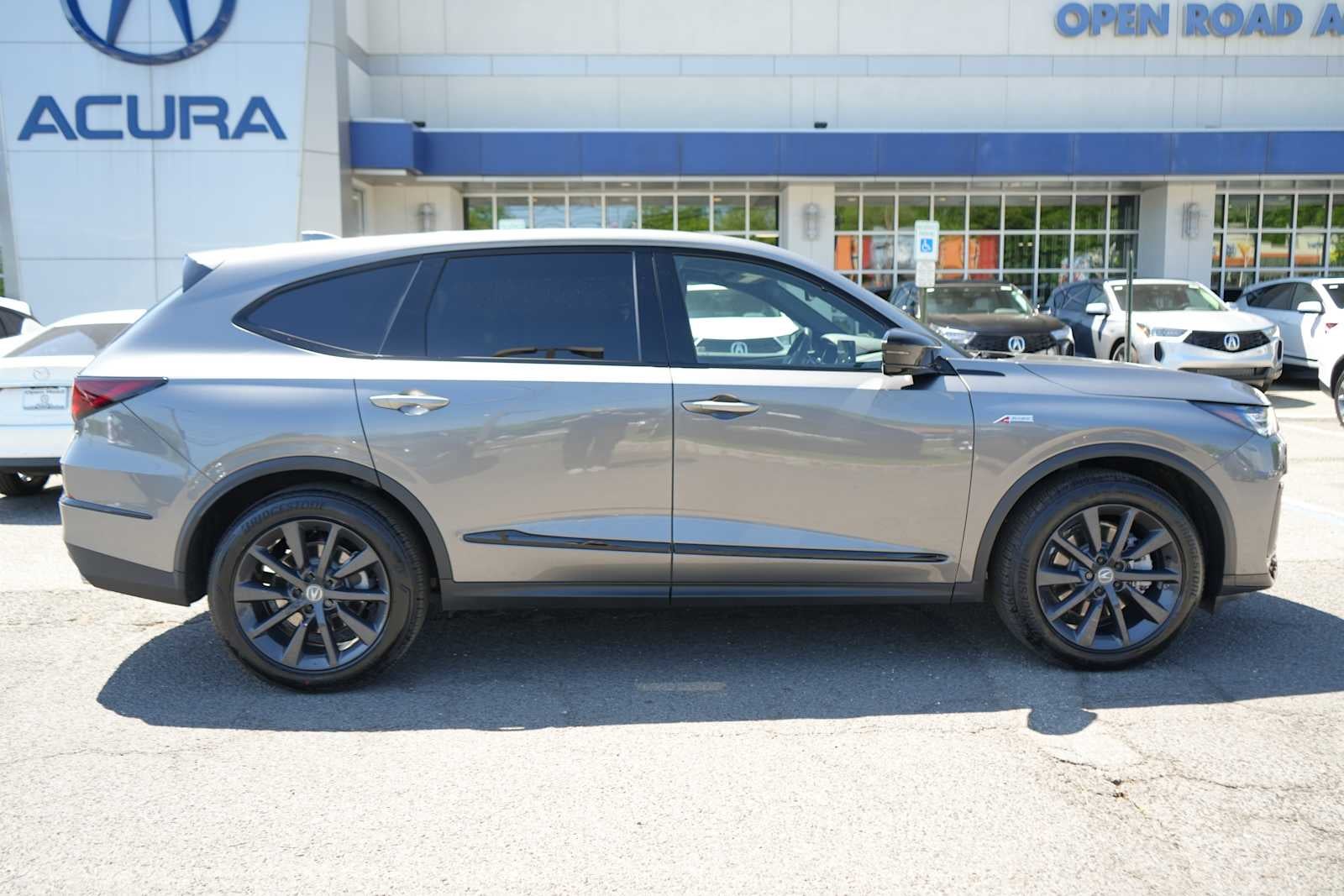 2026 Acura MDX SH-AWD w/A-Spec Package