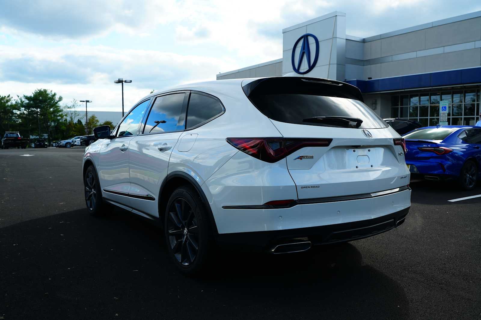 2026 Acura MDX SH-AWD w/A-Spec Package