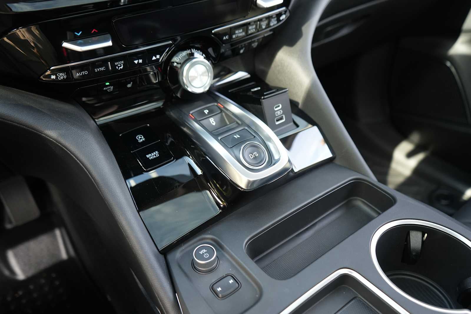 2025 Acura MDX SH-AWD
