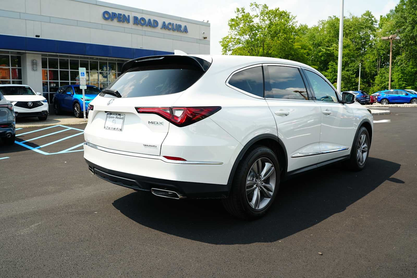 2024 Acura MDX SH-AWD