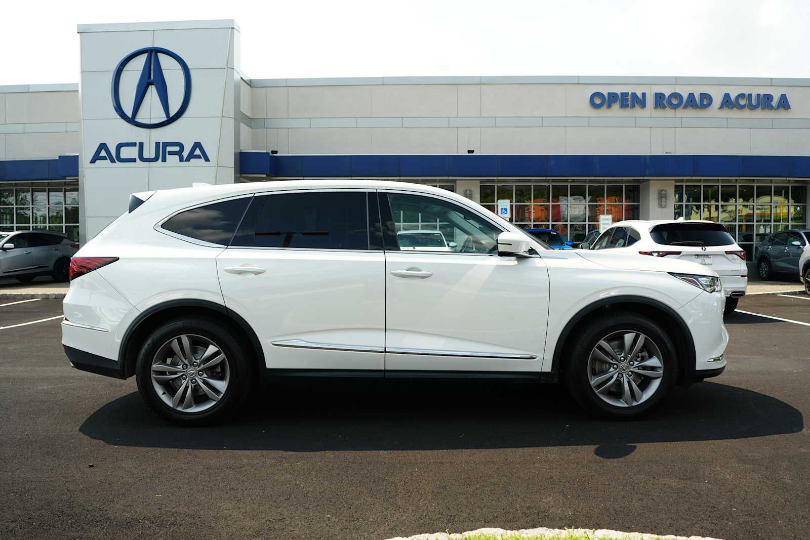 2024 Acura MDX SH-AWD