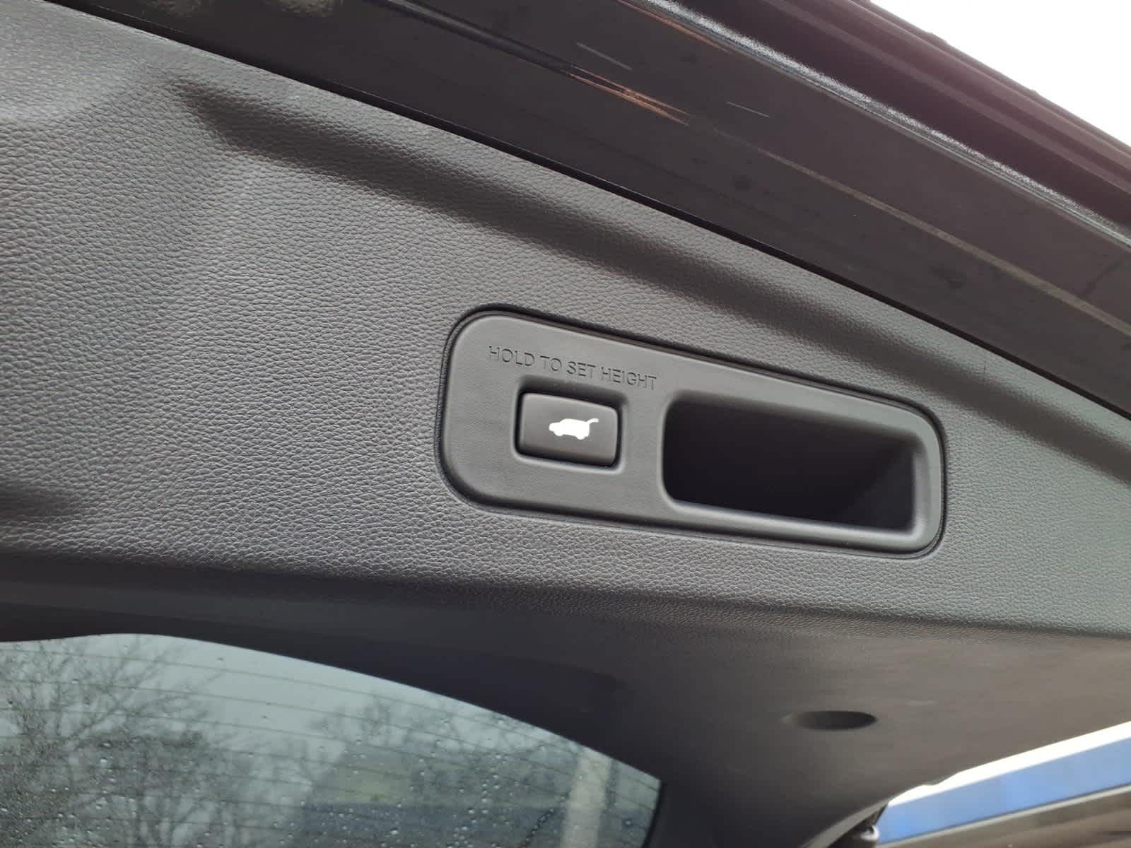 2024 Acura MDX SH-AWD w/Technology Package