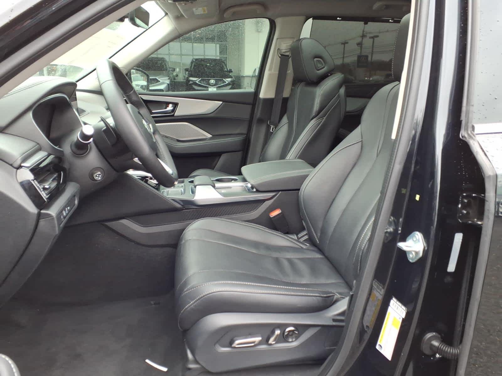 2024 Acura MDX SH-AWD w/Technology Package