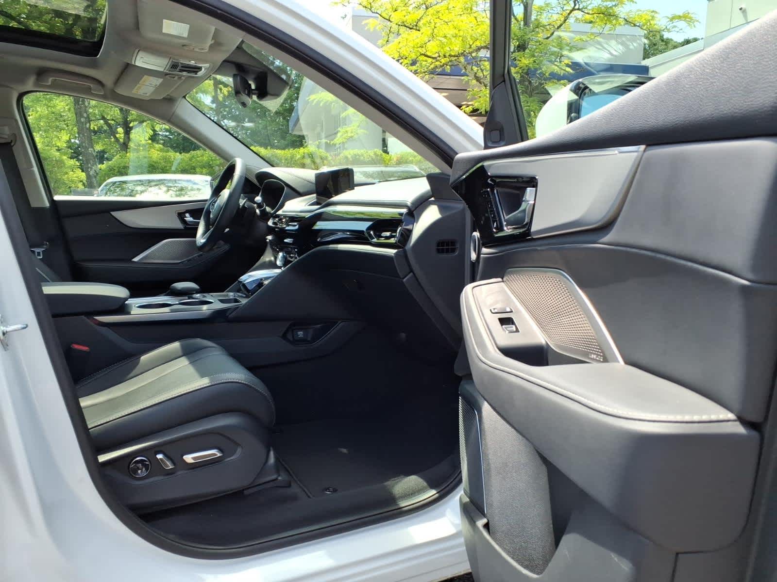 2024 Acura MDX SH-AWD w/Technology Package