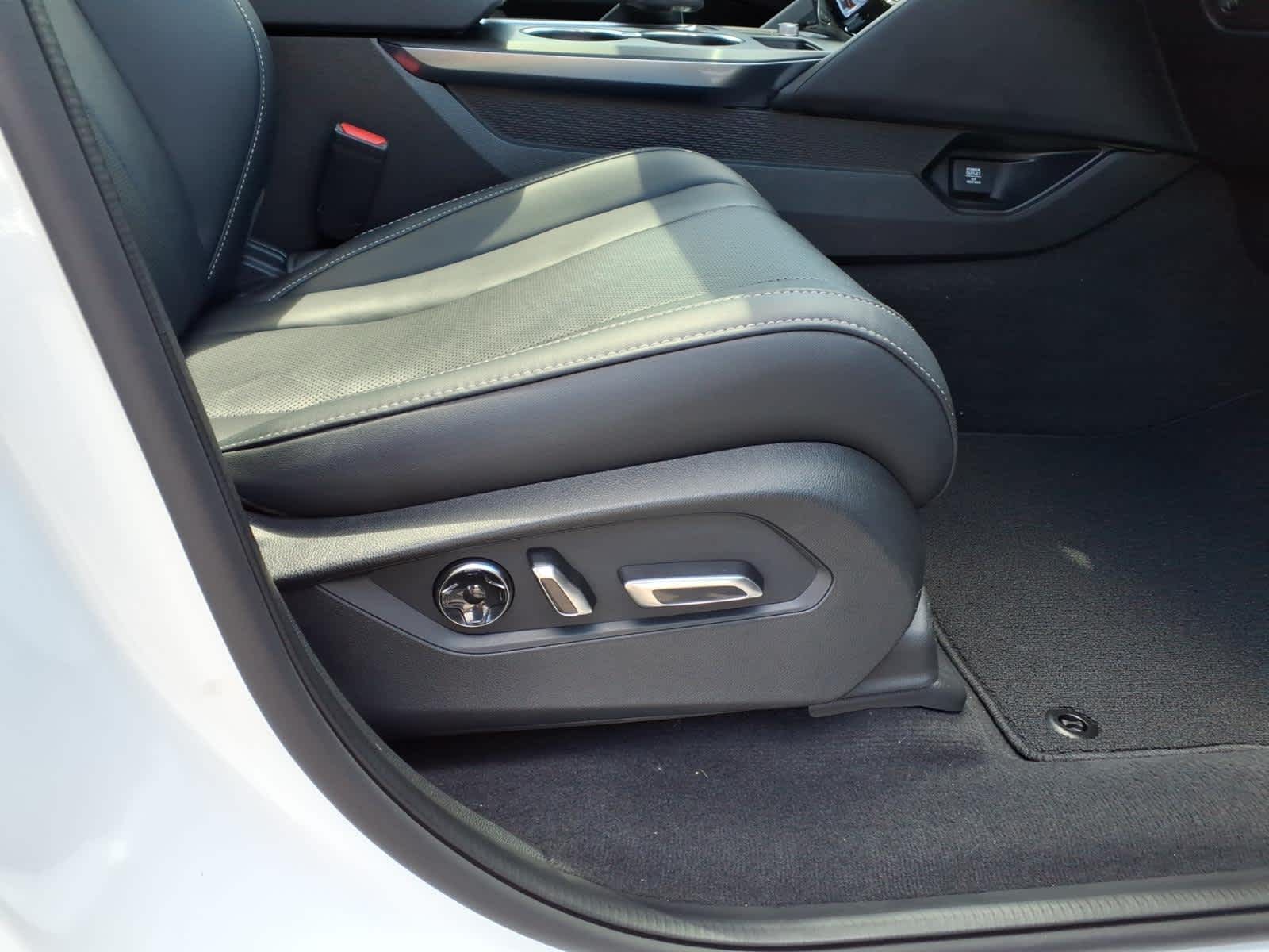2024 Acura MDX SH-AWD w/Technology Package