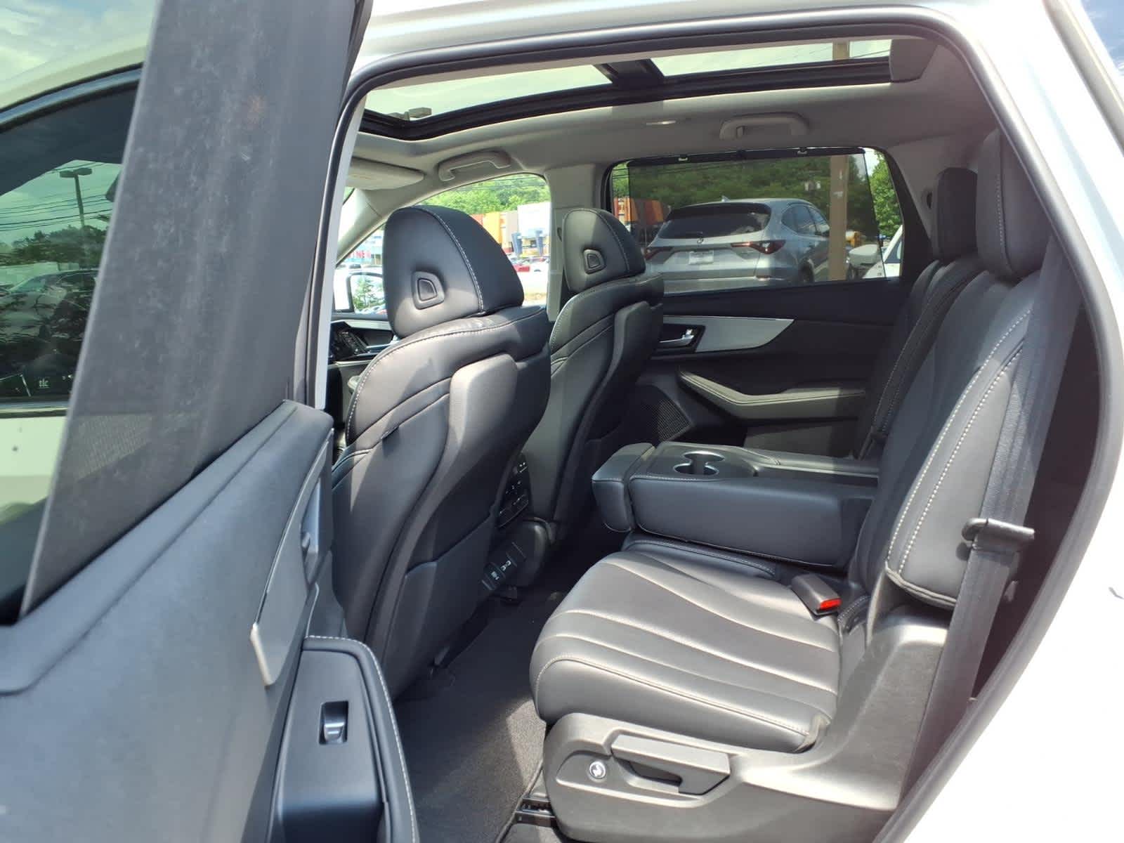 2024 Acura MDX SH-AWD w/Technology Package