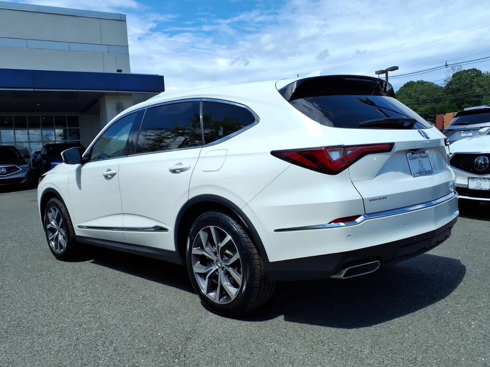 2024 Acura MDX SH-AWD w/Technology Package