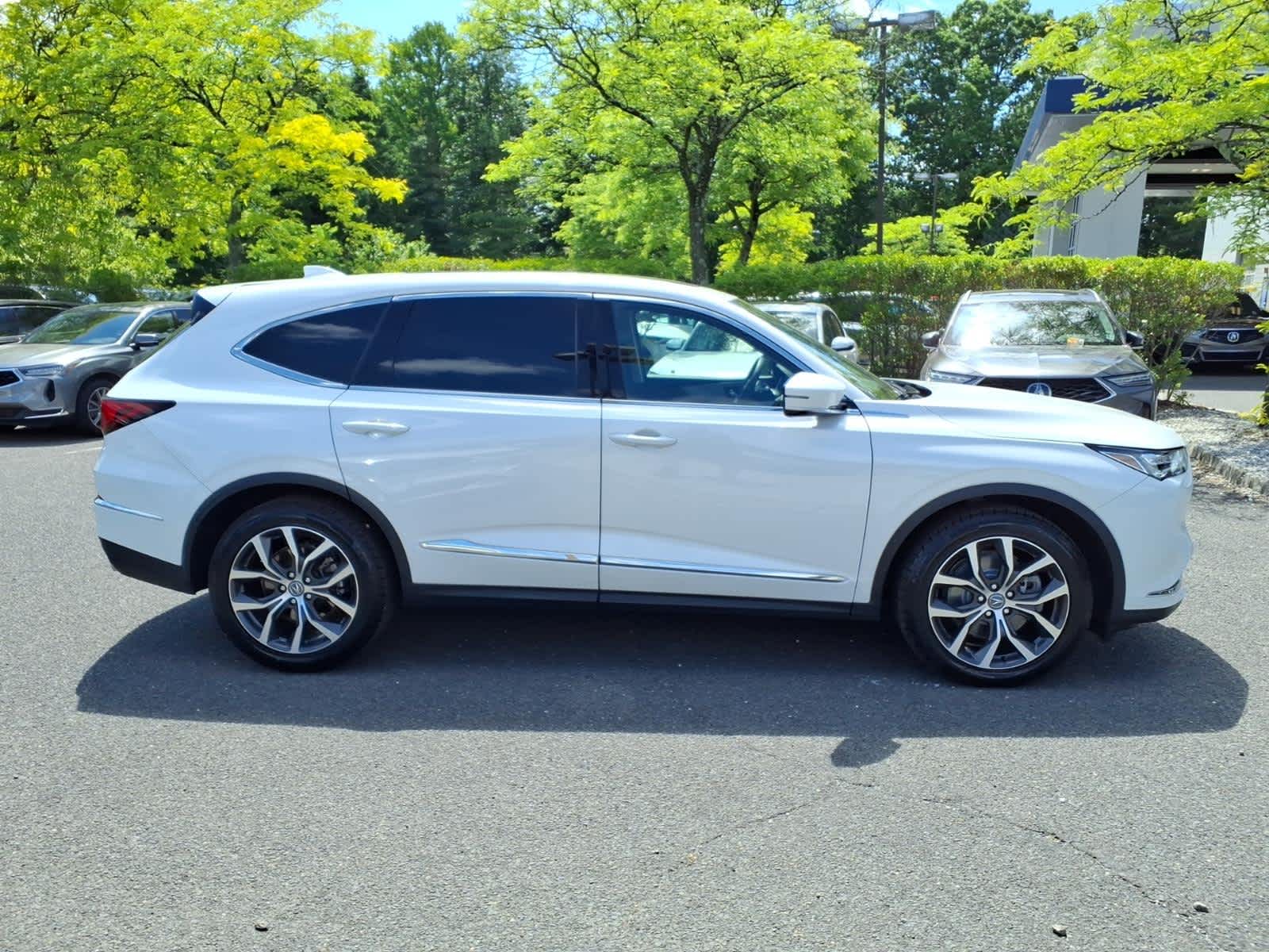 2024 Acura MDX SH-AWD w/Technology Package