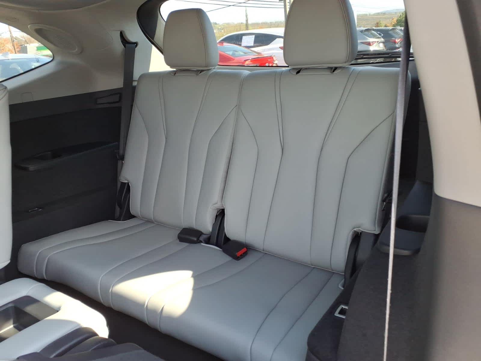 2025 Acura MDX SH-AWD w/Technology Package