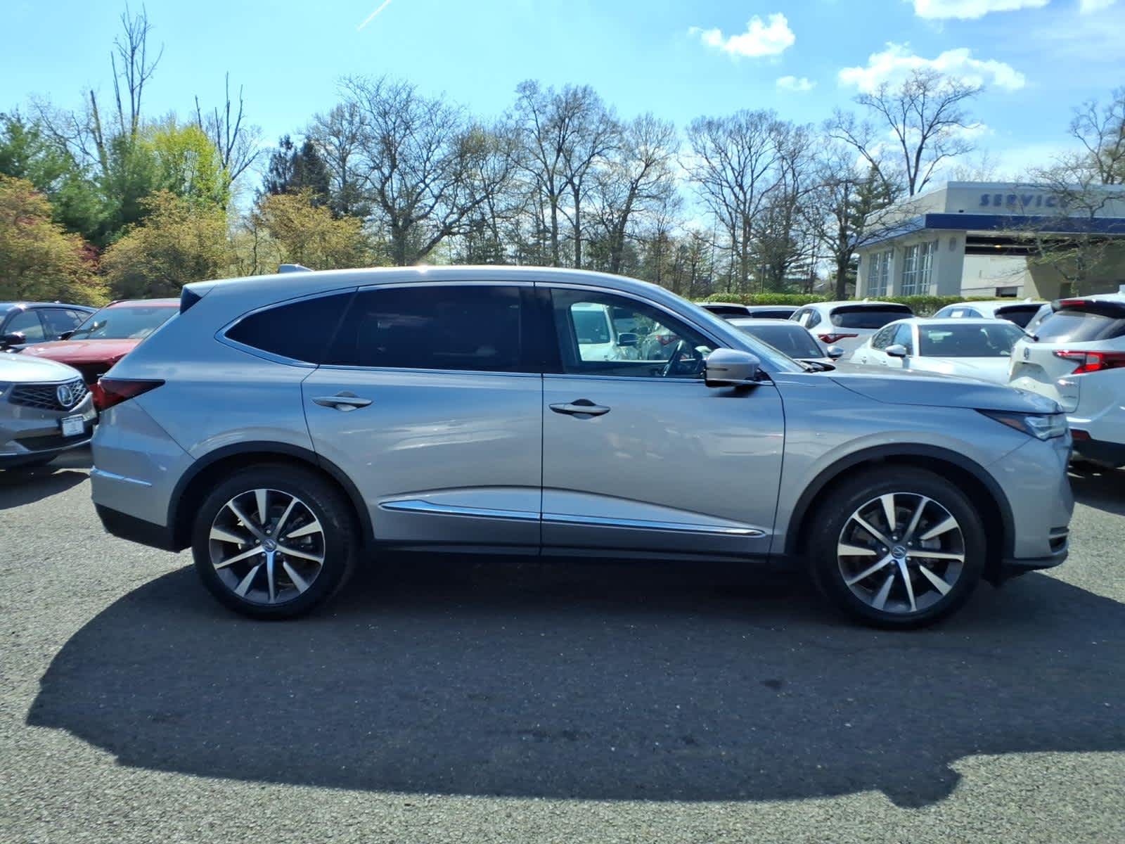 2025 Acura MDX SH-AWD w/Technology Package