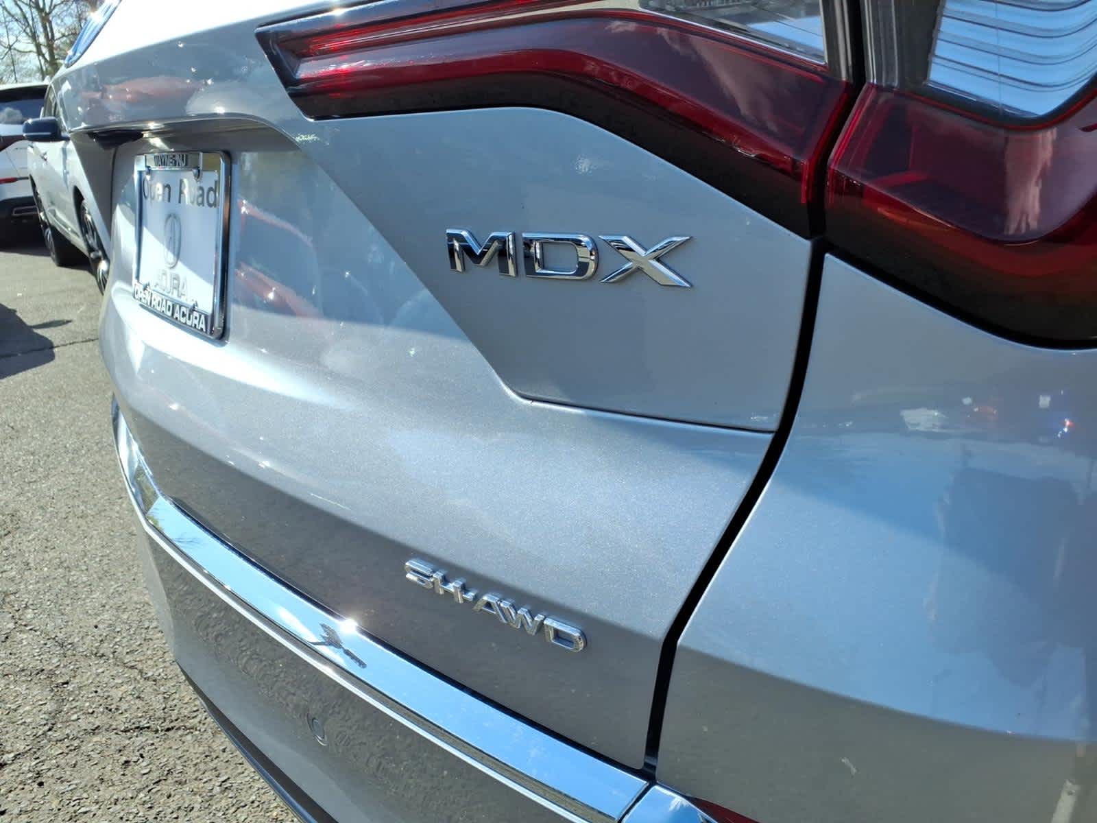 2025 Acura MDX SH-AWD w/Technology Package