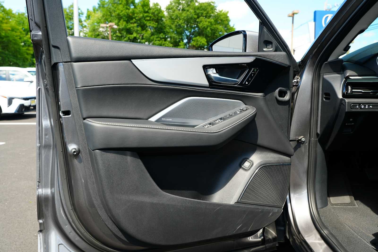 2026 Acura MDX SH-AWD w/Technology Package