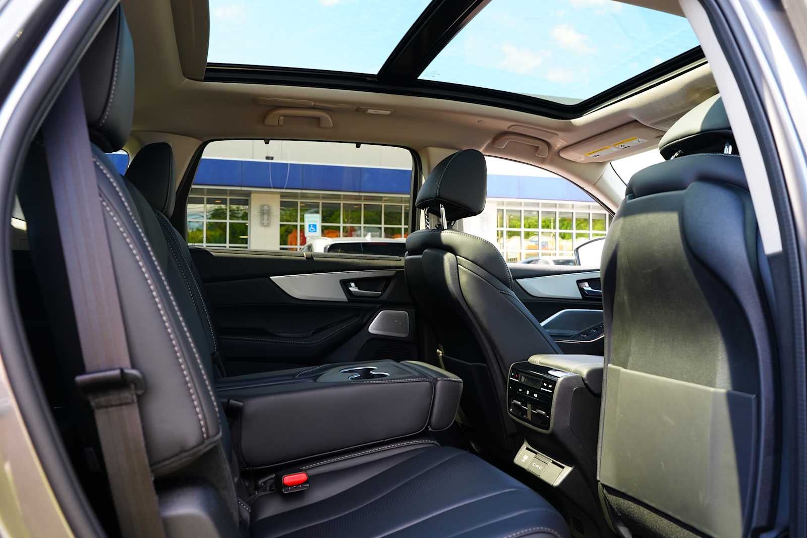 2026 Acura MDX SH-AWD w/Technology Package