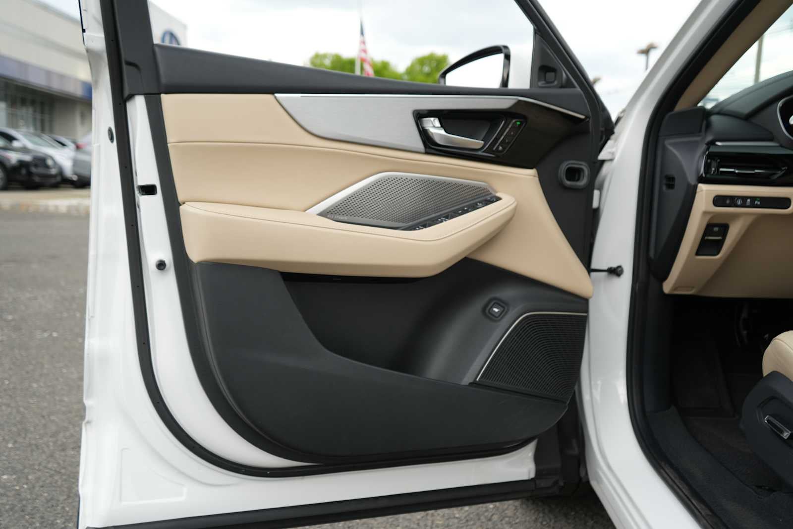 2023 Acura MDX SH-AWD w/Technology Package