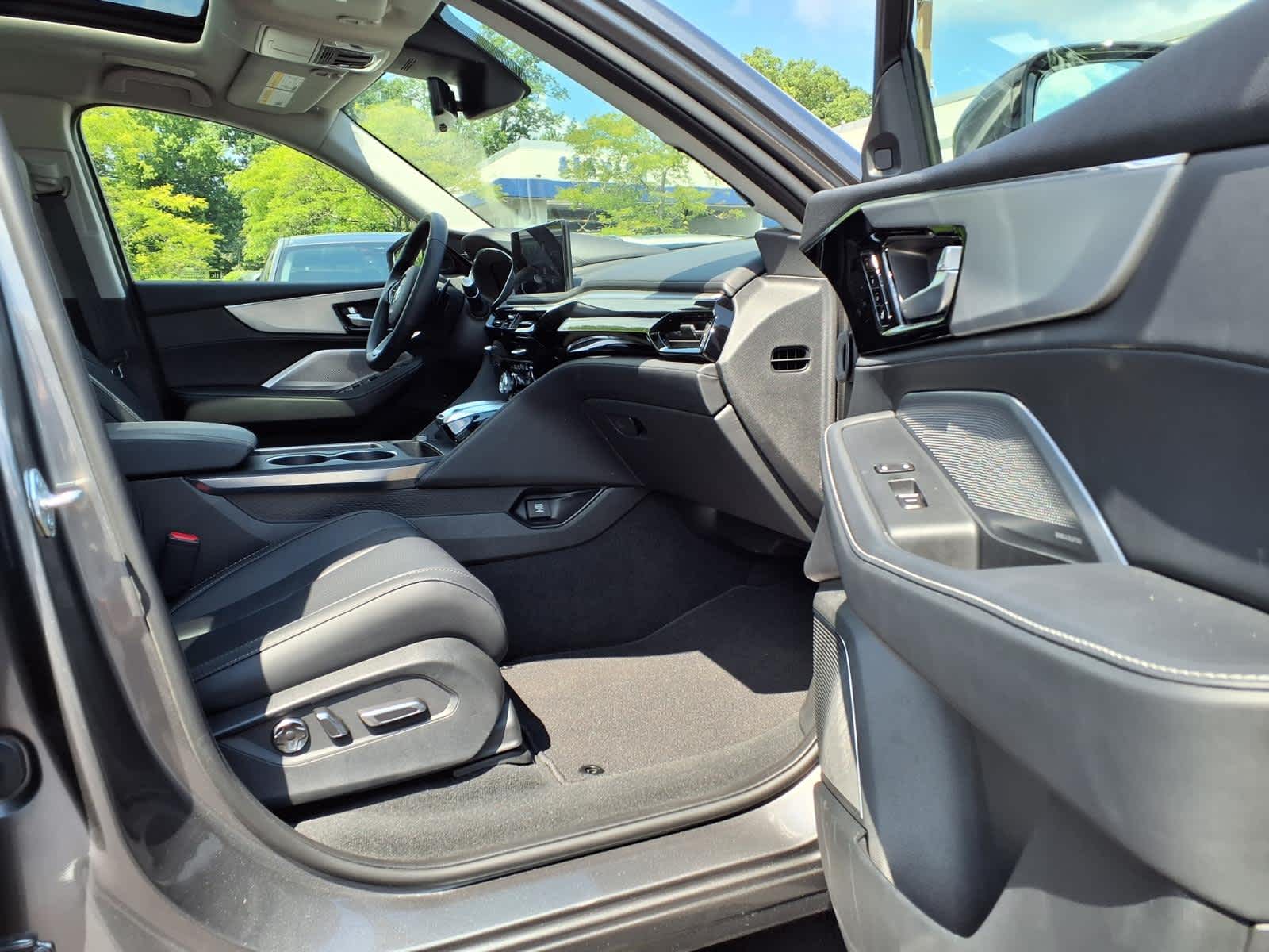 2026 Acura MDX SH-AWD w/Technology Package